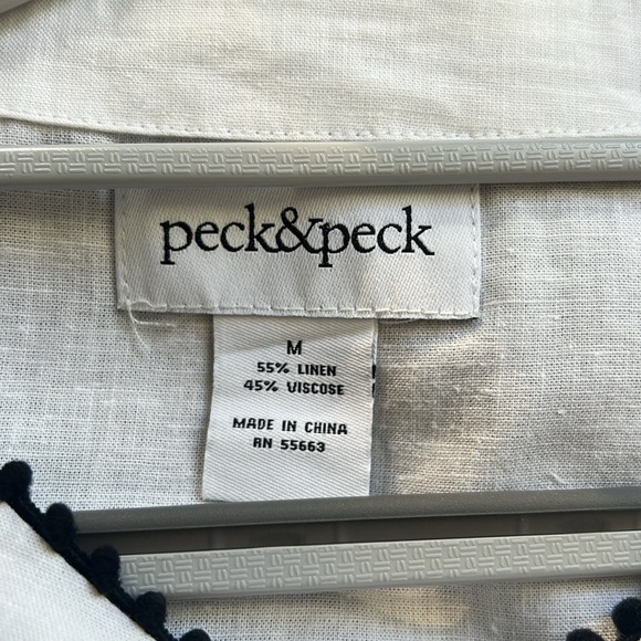 Peck & Peck women size M black and white pull on top - Picture 6 of 8